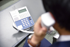 電話機は、LAN環境が整備された学内のどこにでも自由に移動して利用することが可能に