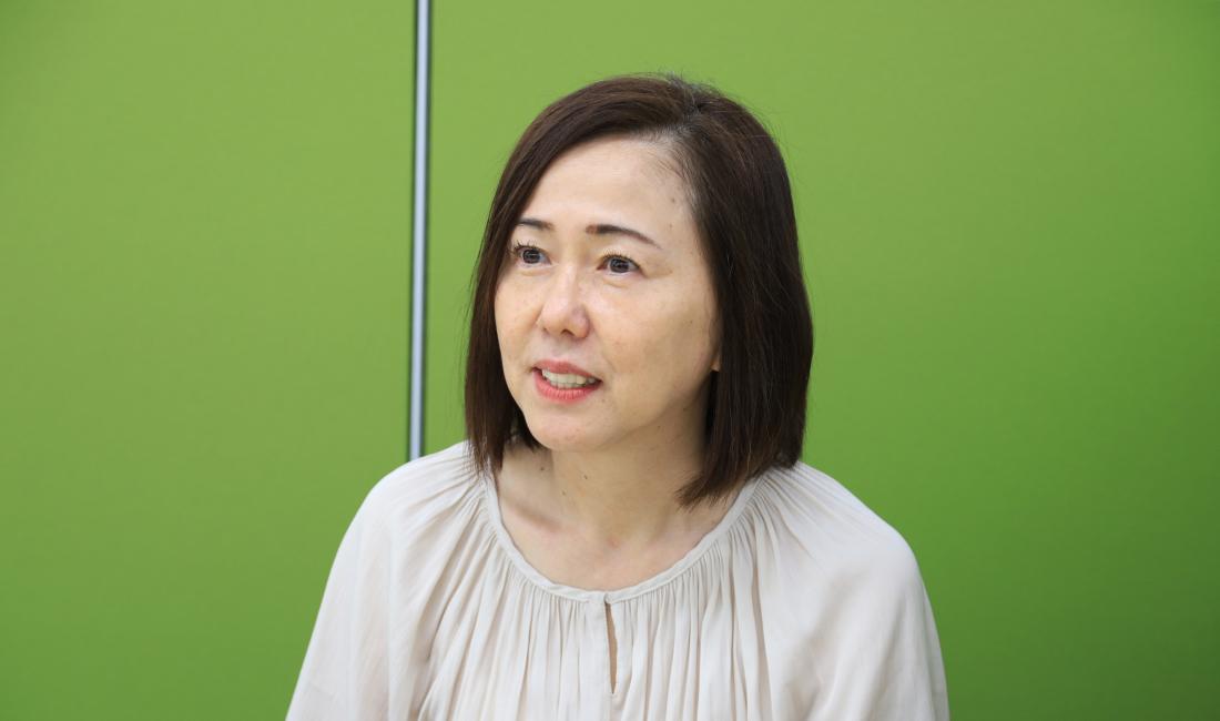 インタビュー中の木村さん