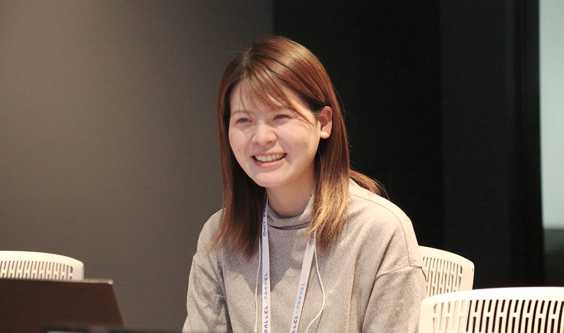 NTT西日本大阪吹奏楽団 藤田 万己 さん、バスクラリネットを担当する様子