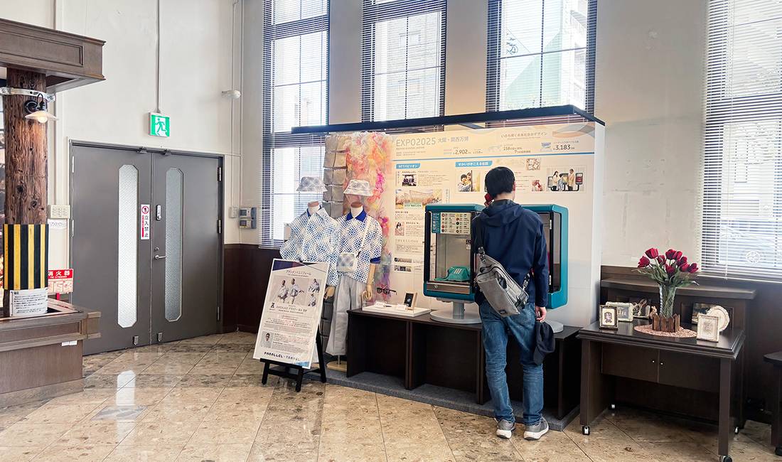 門司電気通信レトロ館でお客さまが体験している様子