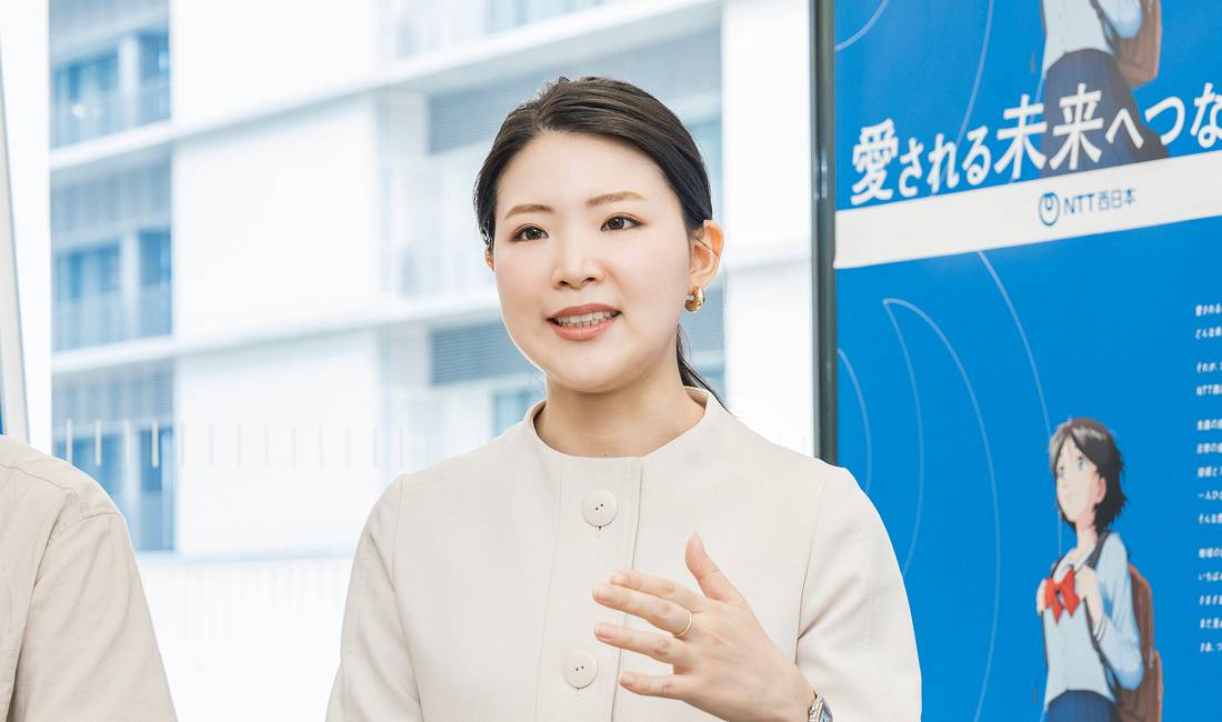 取材に応じる村井さん