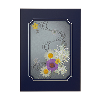 おし花「哀流」（あいりゅう）