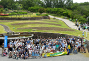 Higashiyama Zoo and Botanical Gardens Flower Field "Hana Ippai Project" (Making of Summer Flowerbeds)
