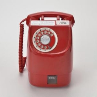 写真：1971（昭和46）年 新形赤電話機