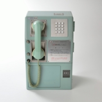写真：1979（昭和54）年 船舶公衆電話機